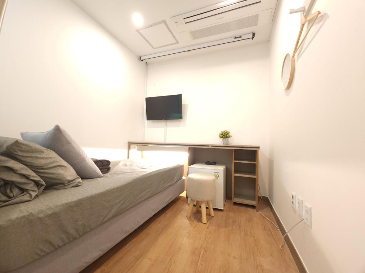 OYO Hostel Myeongdong 2 Seoul Exterior foto