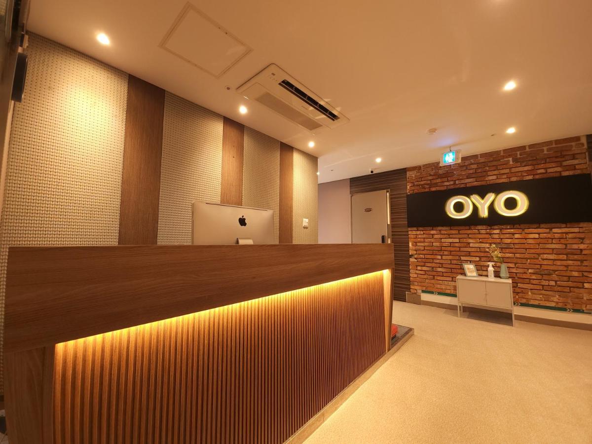 OYO Hostel Myeongdong 2 Seoul Exterior foto