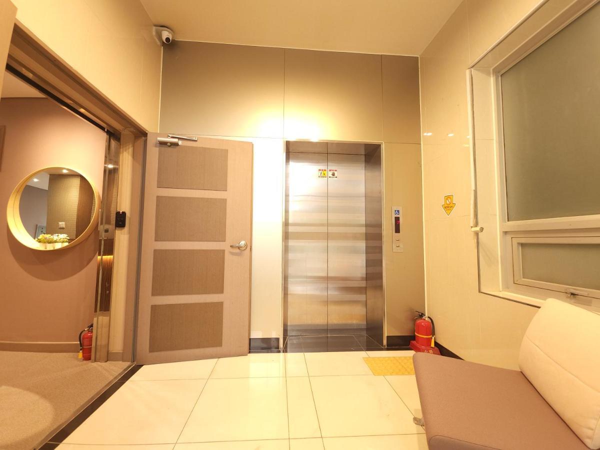 OYO Hostel Myeongdong 2 Seoul Exterior foto