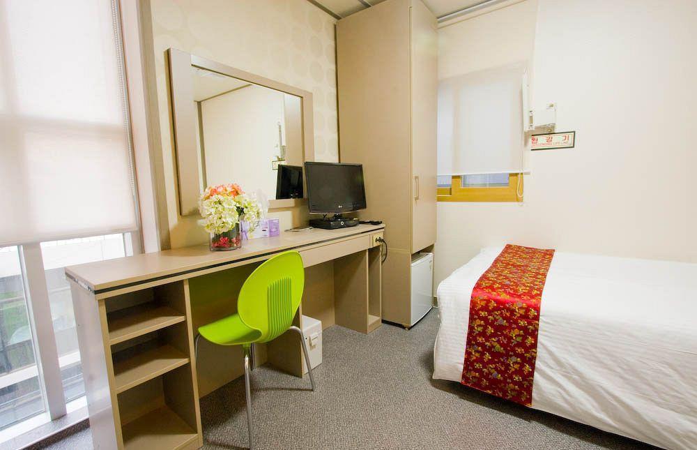 OYO Hostel Myeongdong 2 Seoul Exterior foto