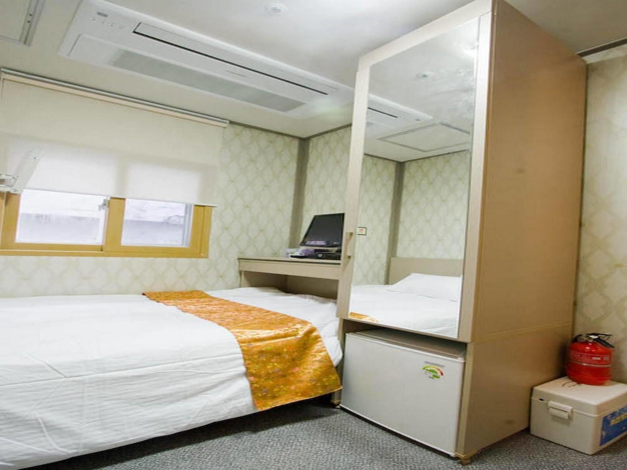 OYO Hostel Myeongdong 2 Seoul Exterior foto